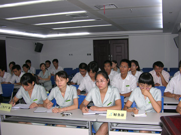 作战的兄弟姊妹,郑氏